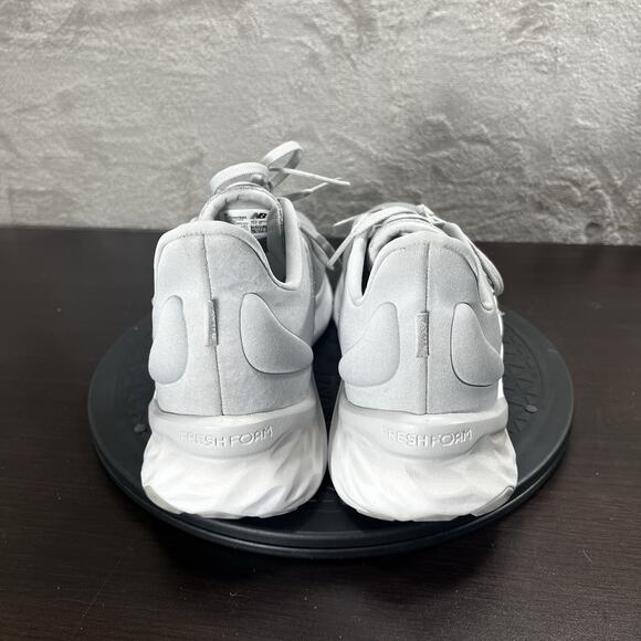 New Balance Fresh Foam Roav V2 Women's Size 12B Gray Lace Up Running Shoes - Picture 4 of 10